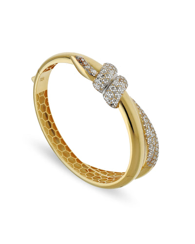 18K gold knot bracelet with pavé stones